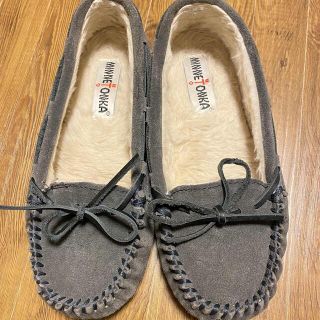 ミネトンカ(Minnetonka)のミネトンカ モカシン　サイズ6   23cm グレー(スリッポン/モカシン)