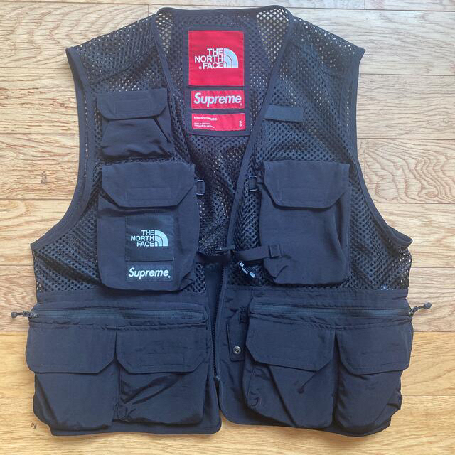 supreme the north face vest Sトップス