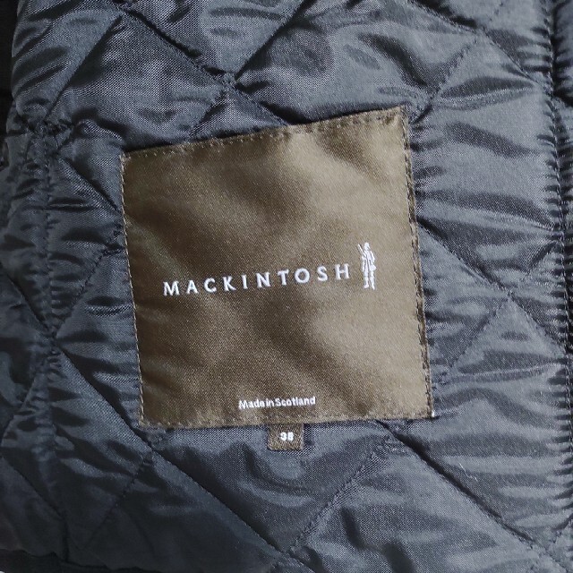 MACKINTOSH(マッキントッシュ)のMACKINTOSH　マッキントッシュ　キルティングコート　英国製　サイズ38 メンズのジャケット/アウター(その他)の商品写真