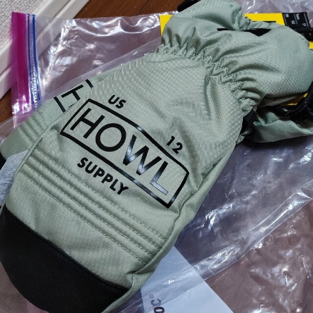 【まるたん様専用】HOWL Team Mitt 2020-2021/ Sサイズ スポーツ/アウトドアのスノーボード(ウエア/装備)の商品写真