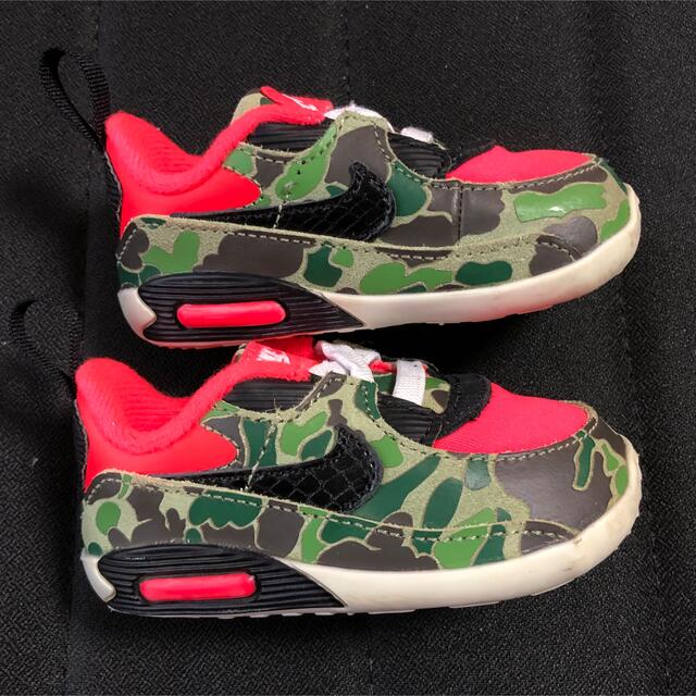 NIKE(ナイキ)のNIKE MAX 90 CRIB SP スリッポン ダックカモ CAMO キッズ キッズ/ベビー/マタニティのベビー靴/シューズ(~14cm)(スニーカー)の商品写真