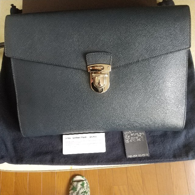 PRADA  クラッチバッグ　サフィアーノ　2VF005 レザー　ブラック