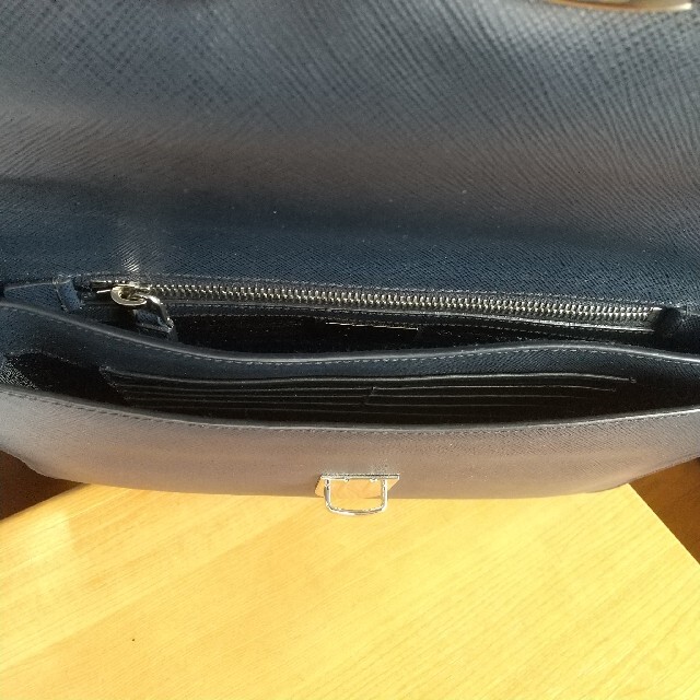 ですが⒲ PRADA - 超美品!PRADA プラダ クラッチバッグ 2VF005の通販