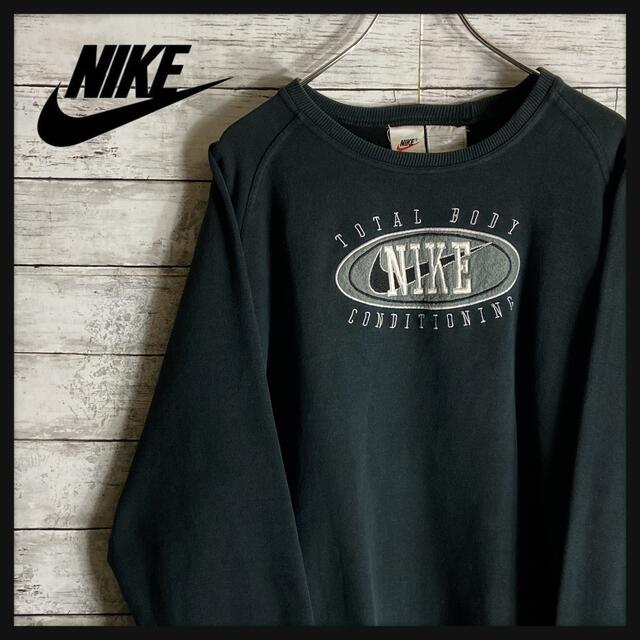 NIKE(ナイキ)のナイキ★刺繍ロゴ入りスウェット　黒　Mサイズ　90'S メンズのトップス(スウェット)の商品写真