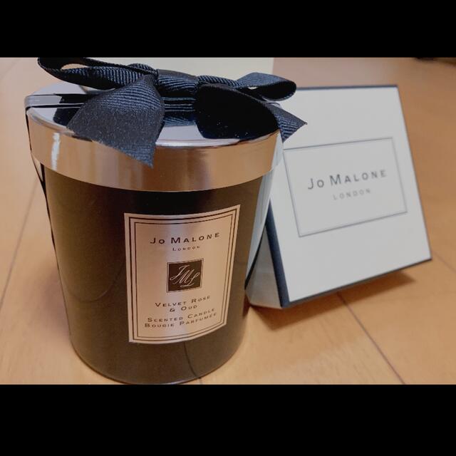 Jo Malone(ジョーマローン)のヴェルベットローズ ＆ ウード ホーム キャンドル コスメ/美容のリラクゼーション(キャンドル)の商品写真