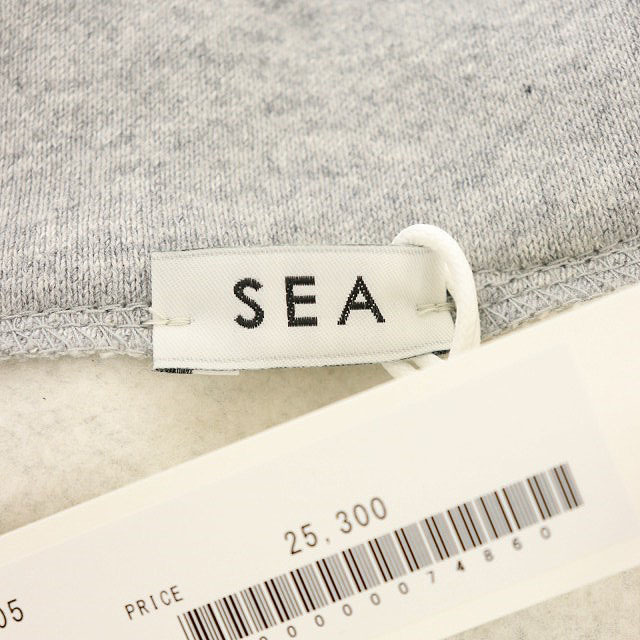 SEA(シー)のシー SEA トレーナー 長袖 切替 裏起毛 F グレー チャコール レディースのトップス(トレーナー/スウェット)の商品写真