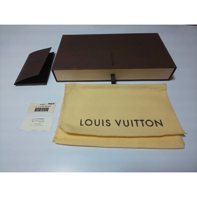 LOUIS グラフィット ジッピーオーガナイザー N63077の通販 by masa's shop|ルイヴィトンならラクマ VUITTON - ルイヴィトン ダミエ 人気が高