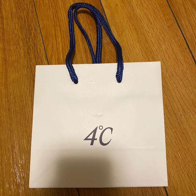 4℃(ヨンドシー)の4°c ショップ袋 レディースのバッグ(ショップ袋)の商品写真