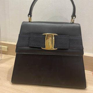 サルヴァトーレフェラガモ(Salvatore Ferragamo)のferragamo 2wayハンドバッグ(ハンドバッグ)