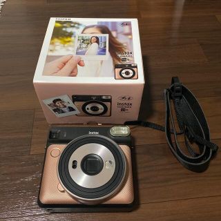 フジフイルム(富士フイルム)の富士フイルム インスタントカメラ instax SQUARE SQ6 ブラッシュ(フィルムカメラ)