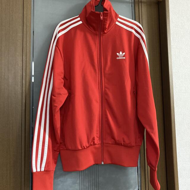 adidas ジャージ　赤