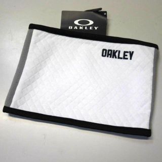 オークリー(Oakley)の【新品/送料込】ホワイト★OAKLEY/オークリー ネックウォーマー★(ネックウォーマー)