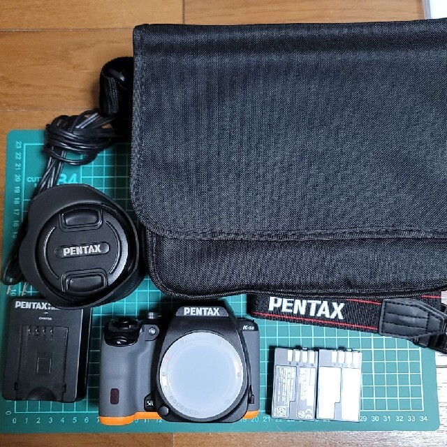 PENTAX(ペンタックス)の中古美品 ペンタックス K-S2 スマホ/家電/カメラのカメラ(デジタル一眼)の商品写真