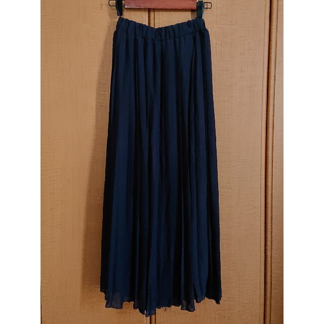 プリーツスカート ロングスカート ネイビー レディースのスカート(ロングスカート)の商品写真