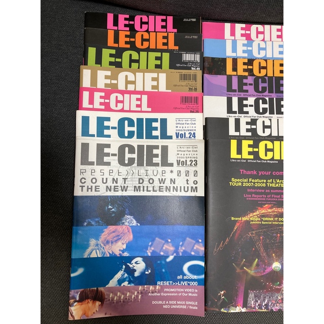 L'Arc〜en〜Ciel 会報 21冊セット おまけ付き  エンタメ/ホビーのタレントグッズ(ミュージシャン)の商品写真