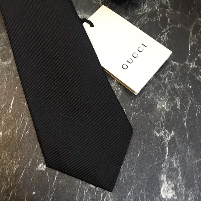 できます Gucci シルク製 日本完売の通販 by LeoTheCat's shop｜グッチ 