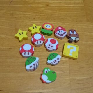 ニンテンドウ(任天堂)のスーパーマリオ 消しゴム(消しゴム/修正テープ)