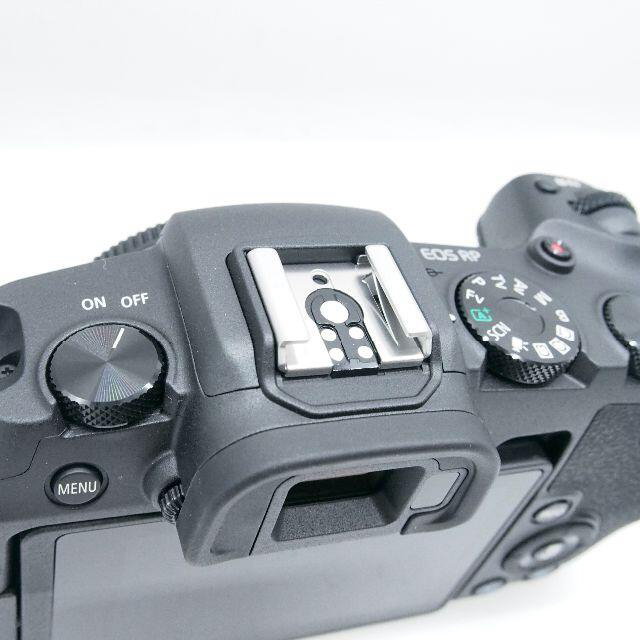 Canon(キヤノン)の【新品同様】【送料込】キャノン ミラーレス一眼 カメラ EOS RP スマホ/家電/カメラのカメラ(ミラーレス一眼)の商品写真