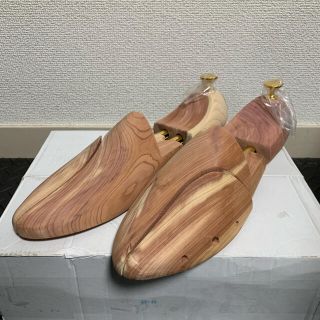 レッドシダー製　シューキーパー木製(2セット)(その他)