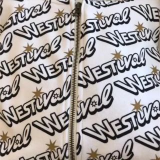 ジャニーズウエスト(ジャニーズWEST)の【お値下げ可能】ジャニーズWEST WESTivalパーカー(アイドルグッズ)