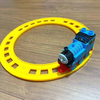 レゴ(Lego)の期間限定お値下　LEGO トーマス　メガブロック　線路　デュプロ(電車のおもちゃ/車)