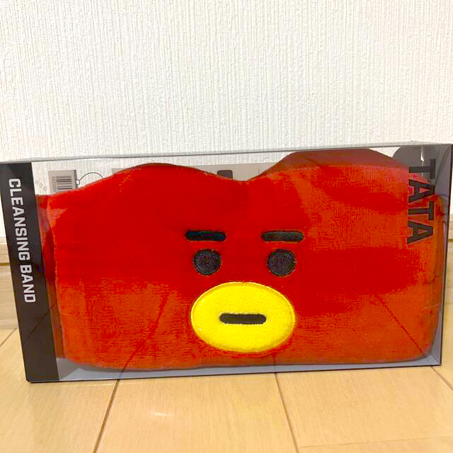 防弾少年団(BTS)(ボウダンショウネンダン)のBT21 TATA ヘアバンド　公式 エンタメ/ホビーのタレントグッズ(アイドルグッズ)の商品写真