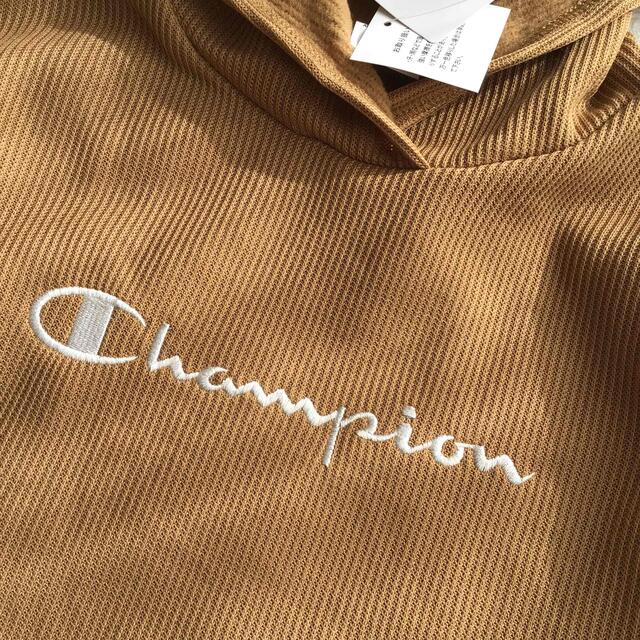 Champion(チャンピオン)の❤️専用【130】チャンピオン 裏起毛 パーカー キッズ/ベビー/マタニティのキッズ服女の子用(90cm~)(Tシャツ/カットソー)の商品写真