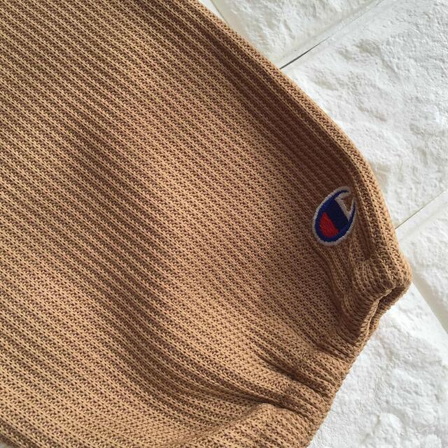 Champion(チャンピオン)の❤️専用【130】チャンピオン 裏起毛 パーカー キッズ/ベビー/マタニティのキッズ服女の子用(90cm~)(Tシャツ/カットソー)の商品写真