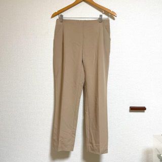 アーバンリサーチ(URBAN RESEARCH)のアーバンリサーチ　テーパードパンツ　M(カジュアルパンツ)