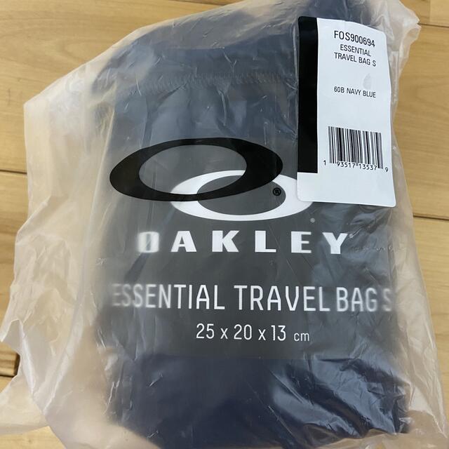 Oakley(オークリー)のオークリー　バッグ・ポーチ　半額以下！ メンズのバッグ(セカンドバッグ/クラッチバッグ)の商品写真