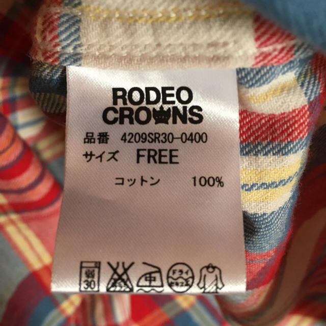 RODEO CROWNS WIDE BOWL(ロデオクラウンズワイドボウル)の美品 RCWB チェックシャツ レディースのトップス(シャツ/ブラウス(長袖/七分))の商品写真