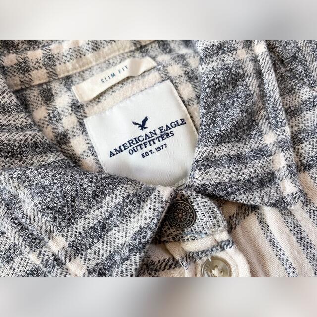 American Eagle(アメリカンイーグル)の【M】アメリカンイーグルチェック柄長袖シャツ(スリムフィット秋冬向け) レディースのトップス(シャツ/ブラウス(長袖/七分))の商品写真