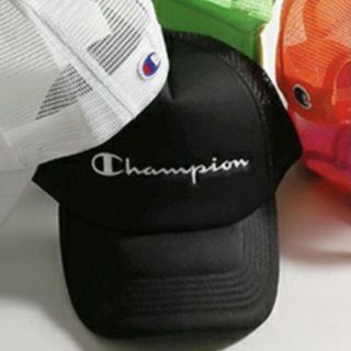 チャンピオン(Champion)のだだあ様専用Champion チャンピオン メッシュキャップ ブラック 廃番(キャップ)