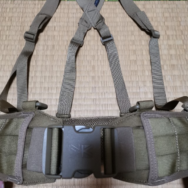 カリマー SFのモジュラーコンバットベルトとサスペンダー karrimor