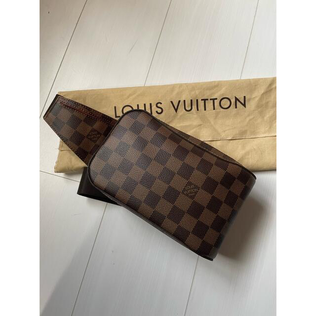 LOUIS VUITTON(ルイヴィトン)の期間限定値引き　ルイヴィトン ボディバッグ ジェロニモス ポシエット メンズのバッグ(ボディーバッグ)の商品写真