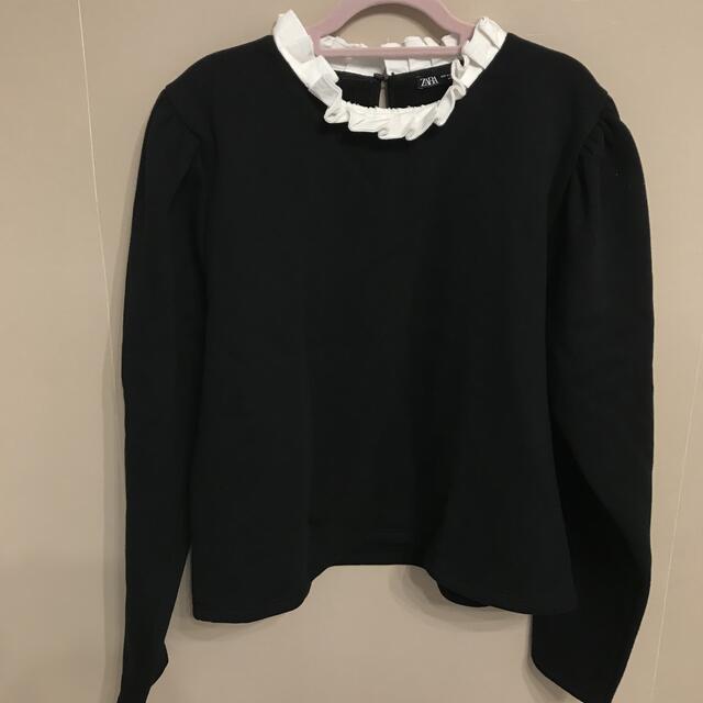 ZARA(ザラ)のZARA パフショルダー フリル ブラック レディースのトップス(トレーナー/スウェット)の商品写真