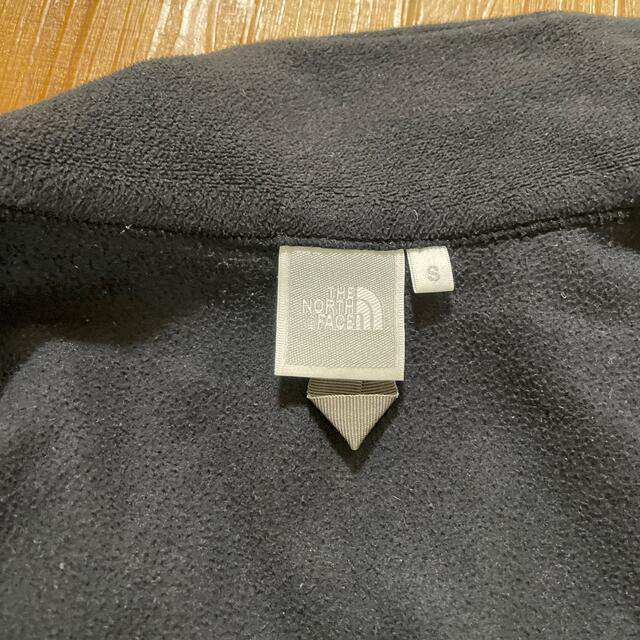 THE NORTH FACE(ザノースフェイス)のノースフェイス　フリースジャケット レディースのトップス(カーディガン)の商品写真