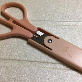 サンリオ - マロンクリーム はさみの通販 by 1116k's shop|サンリオ