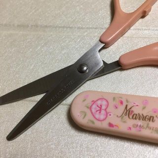 サンリオ - マロンクリーム はさみの通販 by 1116k's shop|サンリオ