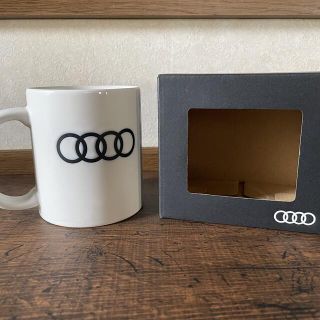 アウディ(AUDI)のアウディ  ノベルティマグカップ(グラス/カップ)