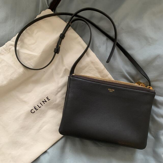 celine(セリーヌ)のセリーヌ　トリオ レディースのバッグ(ショルダーバッグ)の商品写真