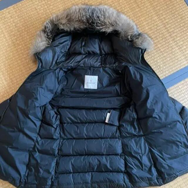 MONCLER(モンクレール)のモンクレール　タティエ　MONCLER　TATIE レディースのジャケット/アウター(ダウンジャケット)の商品写真