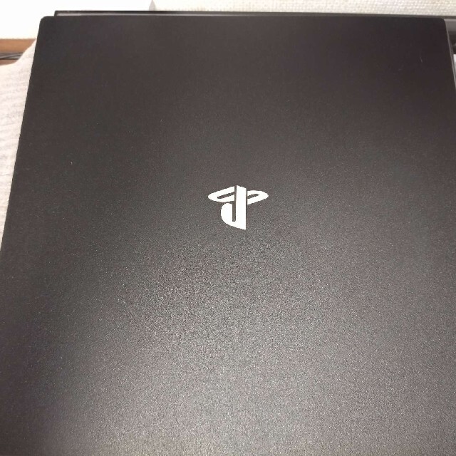 【送料込み】Playstation 4 Pro 1TB SSD