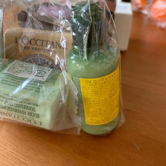 L'OCCITANE(ロクシタン)の新品未使用　ロクシタン　アメニティセット コスメ/美容のボディケア(バスグッズ)の商品写真