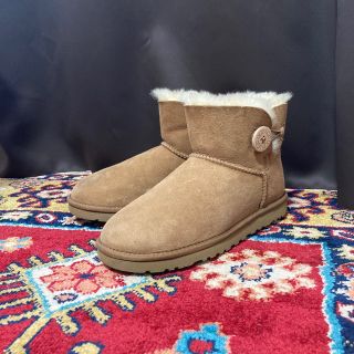 アグ(UGG)のUGG アグ　ムートンブーツ　ほぼ未使用(ブーツ)