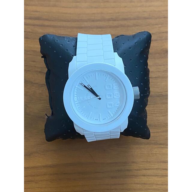 DIESEL(ディーゼル)のディーゼル 腕時計 - DZ-1436 メンズ 白 メンズの時計(腕時計(アナログ))の商品写真