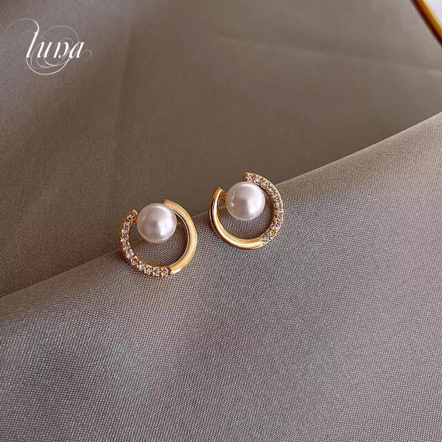 DEUXIEME CLASSE(ドゥーズィエムクラス)のPearl round  pierce★S925 post レディースのアクセサリー(ピアス)の商品写真