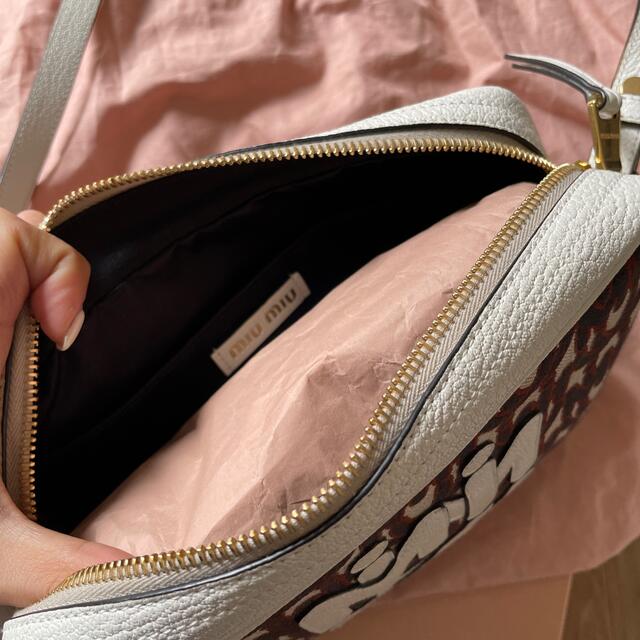 miumiu(ミュウミュウ)のmiumiu ジャガード ショルダーバッグ レディースのバッグ(ハンドバッグ)の商品写真