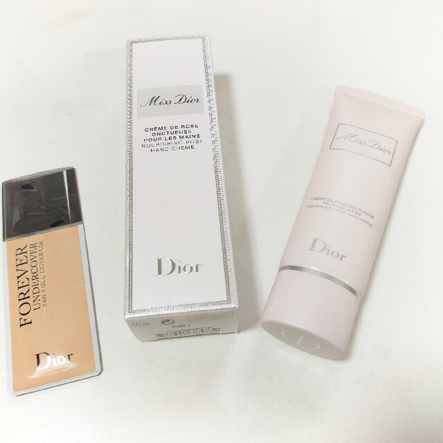 Christian Dior(クリスチャンディオール)の【新品未使用 】ミス ディオール ハンドクリーム 50ml コスメ/美容のボディケア(ハンドクリーム)の商品写真