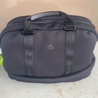 アディダス(adidas)のアディダス　3ストライプボストンバッグ GUV56  中古 カラー···ブラック(バッグ)